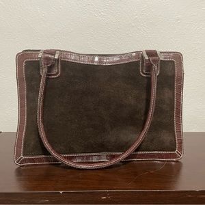 Jaclyn Smith purse 👜